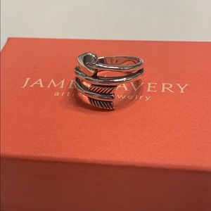 Arrow and heart ring